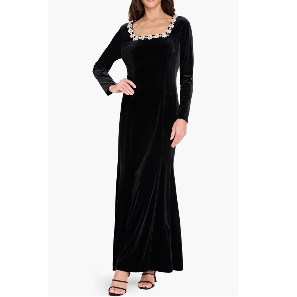 Tahari ASL Black Velvet Rhinestone Embellished Square Neck Long Sleeve Gown